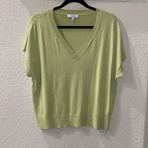 B. Young Oversized V-neck Lightweight Sweater Dolman Bat Wing Sleeves Size S